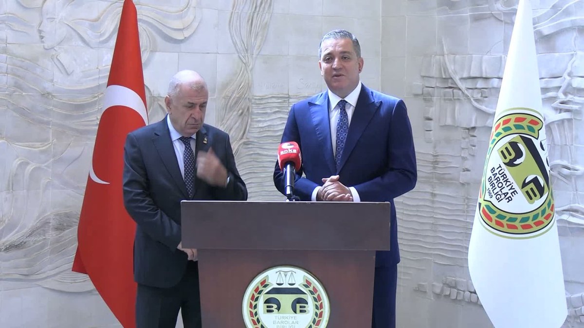 Zafer Partisi Genel Başkanı &Ouml;zdağ, T&uuml;rkiye Barolar Birliği Başkanı Sağkan'ı ziyaret etti