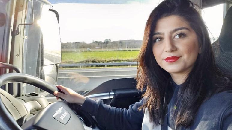 Fransa’da TIR Şoförü Türk kızı