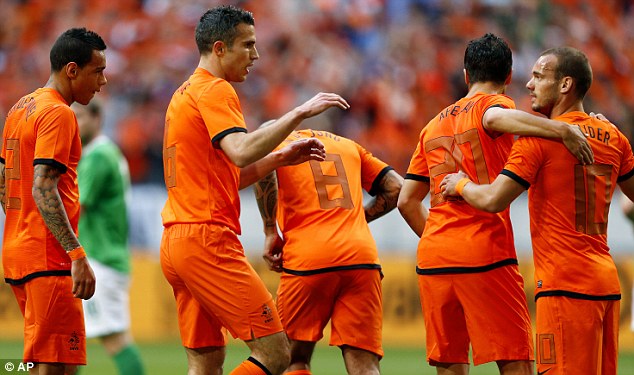 Hollanda’da ligler iptal, şampiyon ve küme düşen yok