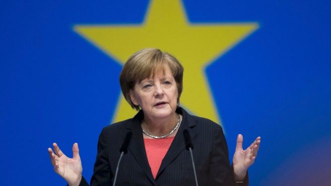 Merkel’den, Trump’a ‘Demokrasi’ uyarısı
