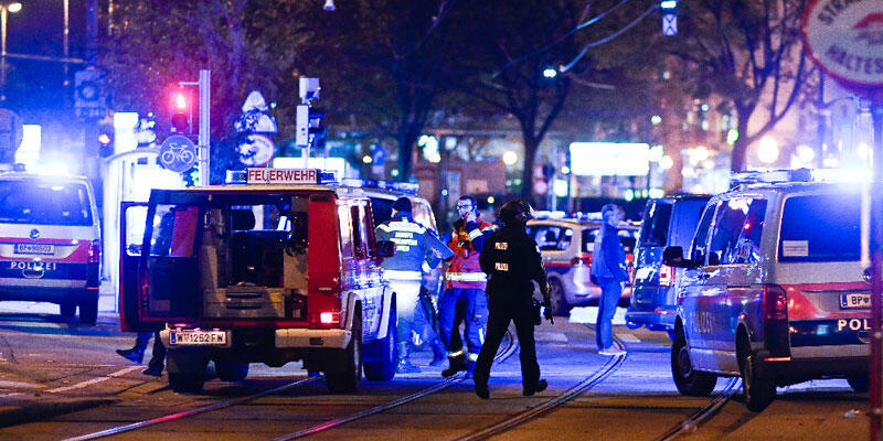 Viyana’da silahlı saldırıda 3 kişi öldü